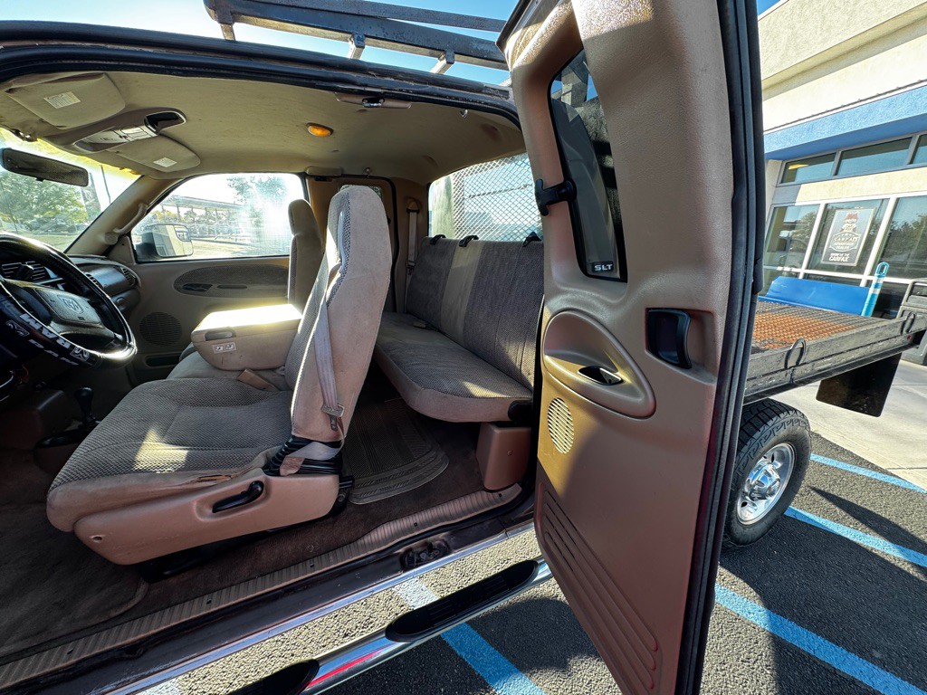 2001 Dodge Ram 2500 Image 16