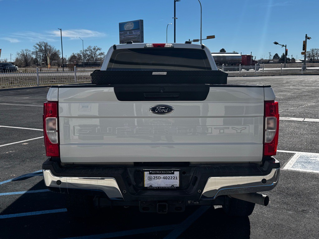 2022 Ford F-350 Image 4