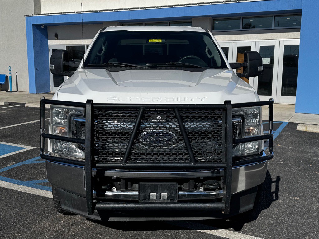 2022 Ford F-350 Image 9