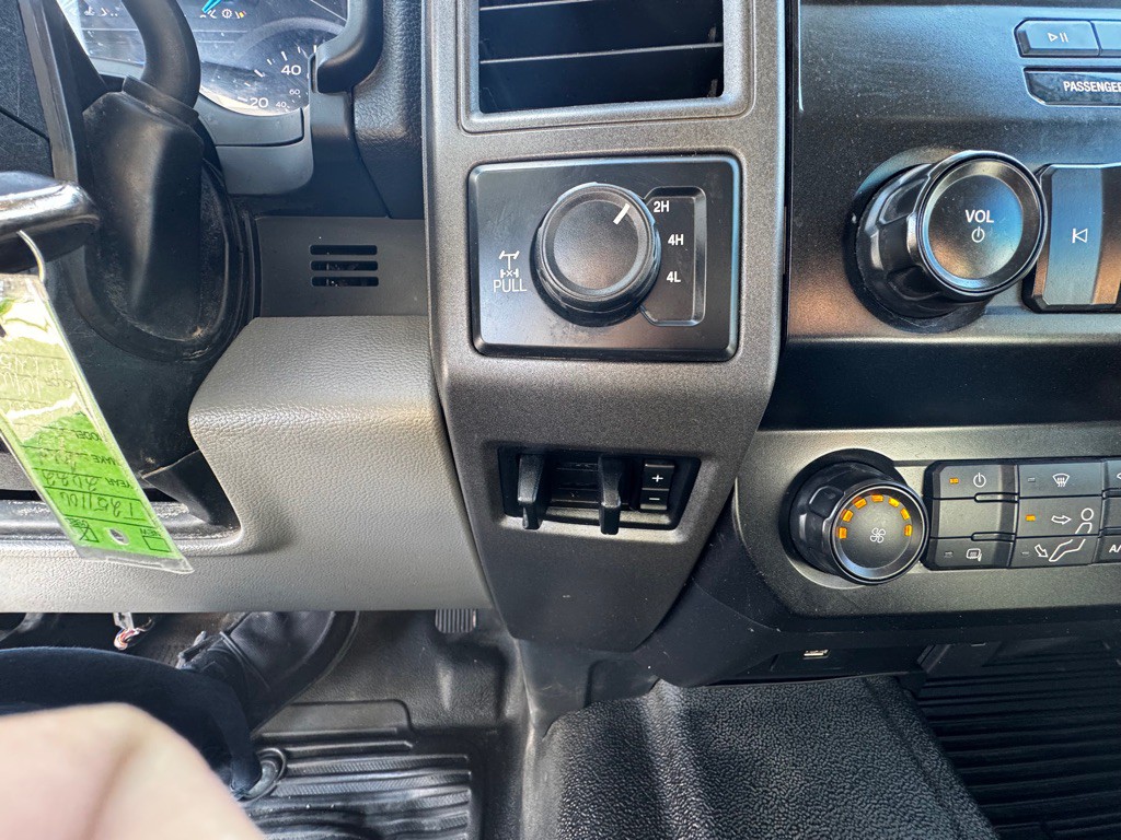 2022 Ford F-350 Image 22