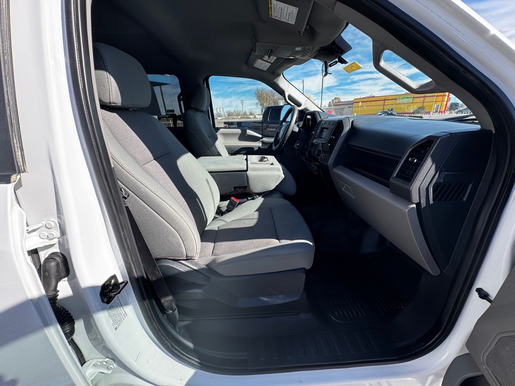 2022 Ford F-350 Image 25