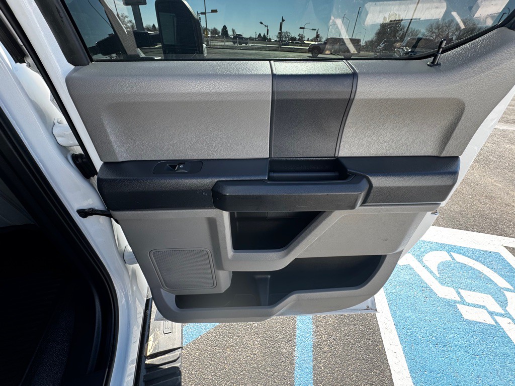 2022 Ford F-350 Image 30