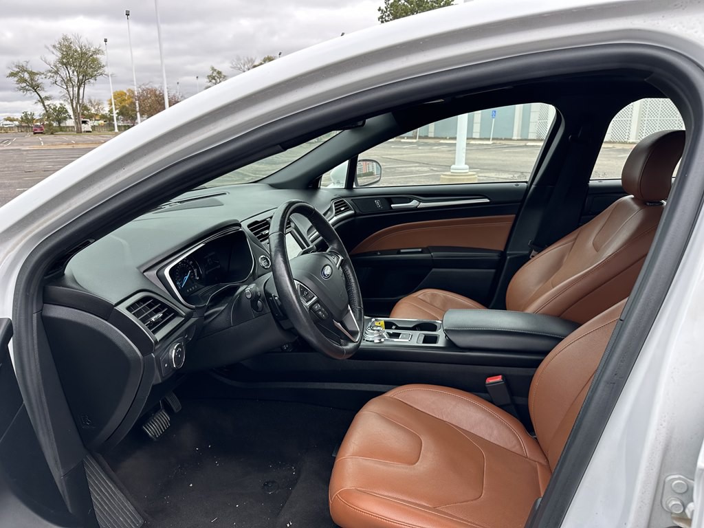 2019 Ford Fusion Image 14