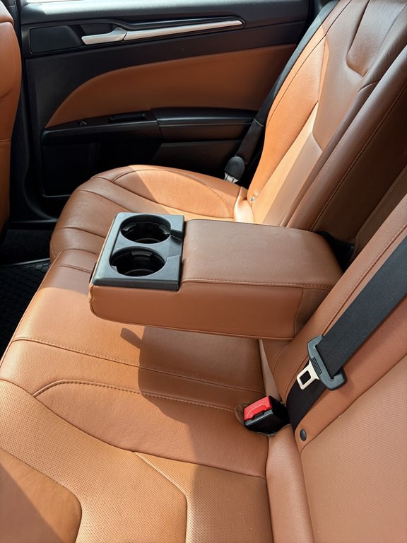 2019 Ford Fusion Image 24