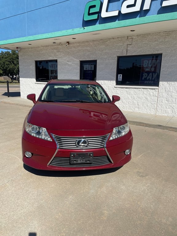 2013 Lexus ES Image 3