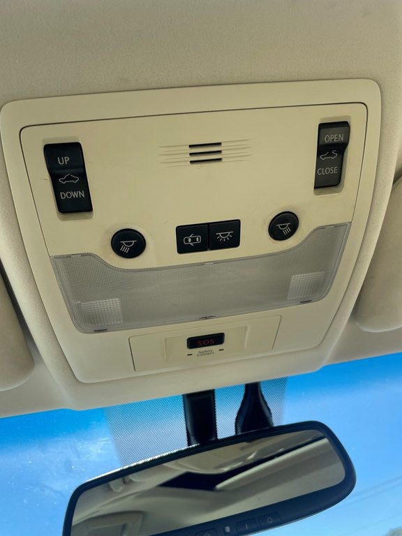 2013 Lexus ES Image 16