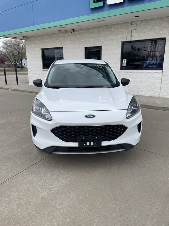 2022 Ford Escape Image 3