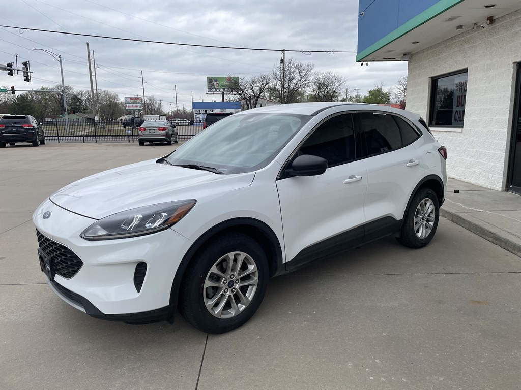 2022 Ford Escape Image 4