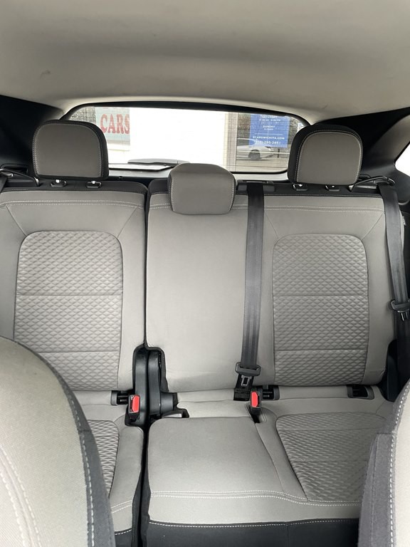 2022 Ford Escape Image 17