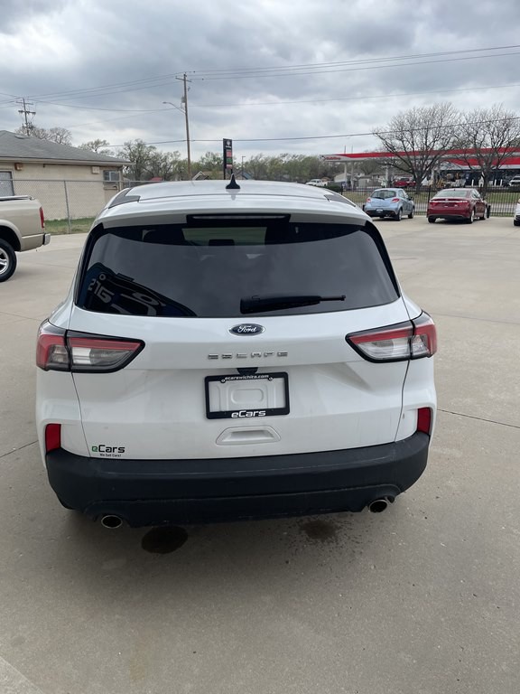 2022 Ford Escape Image 5