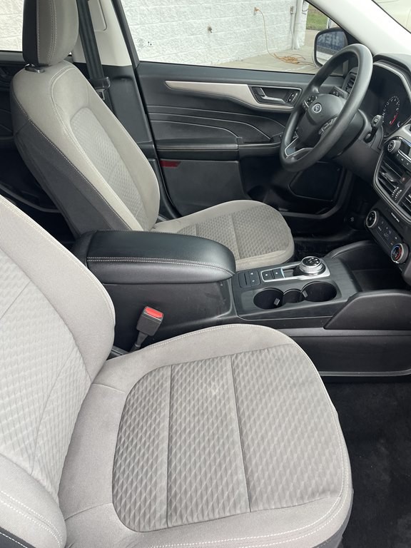 2022 Ford Escape Image 15