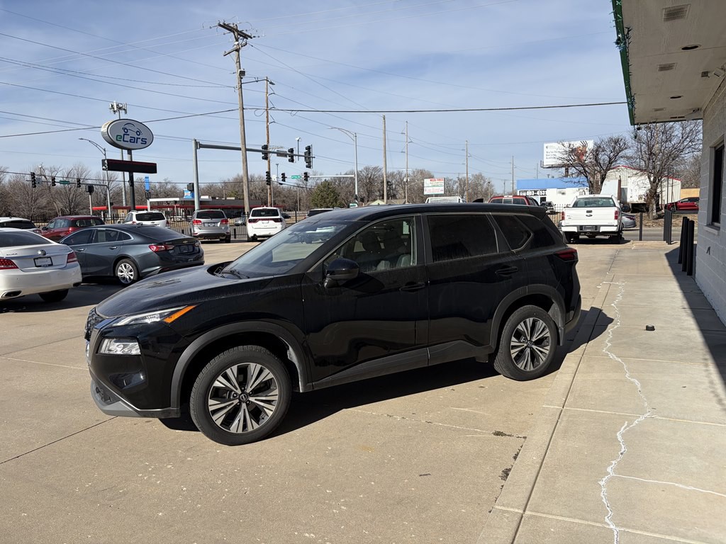 2023 Nissan Rogue Image 4