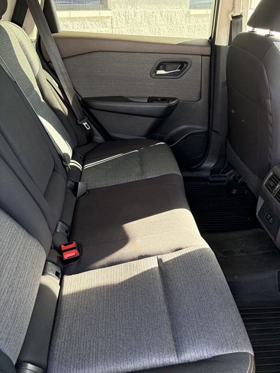 2023 Nissan Rogue Image 23