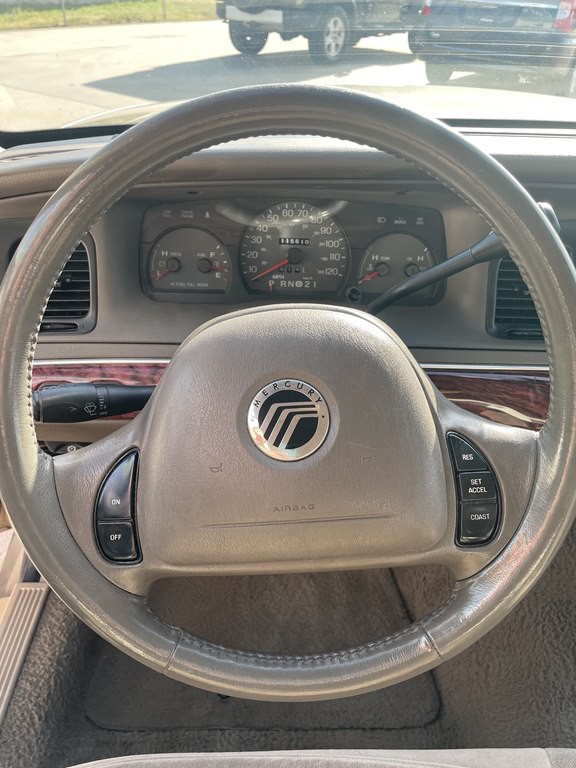 2001 Mercury Grand Marquis Image 10