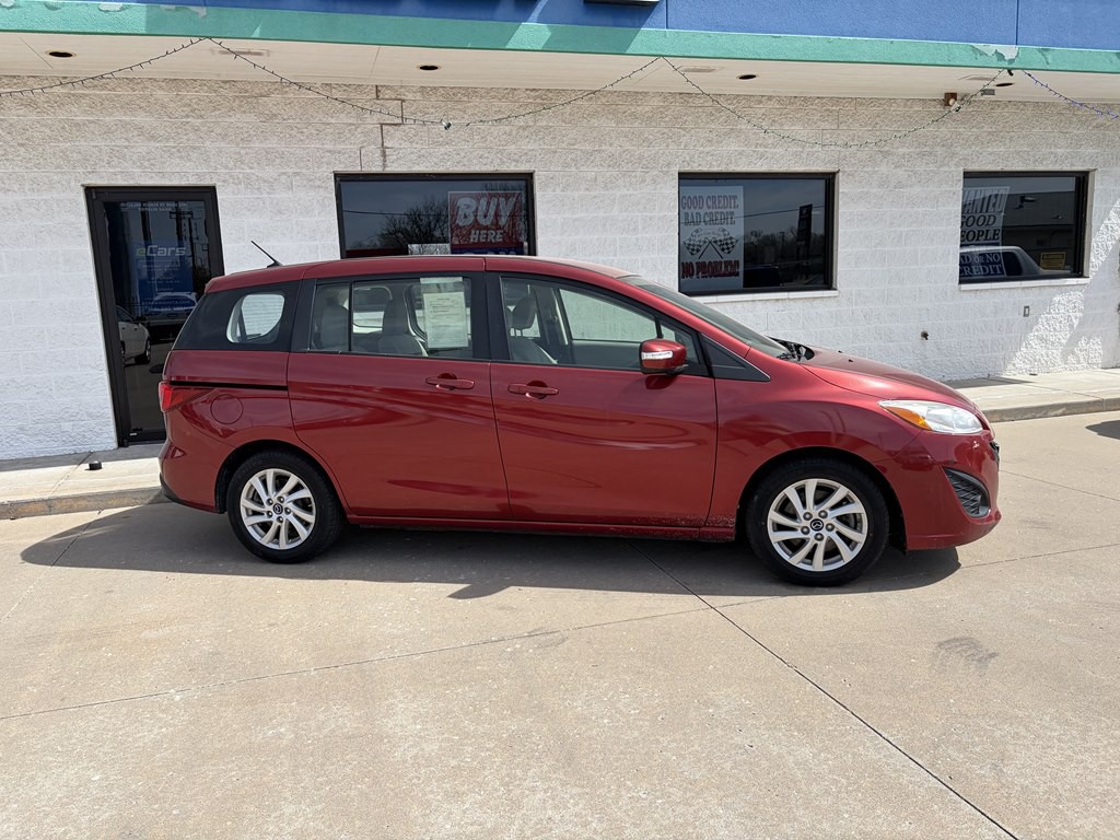 2013 Mazda Mazda5 Image 2