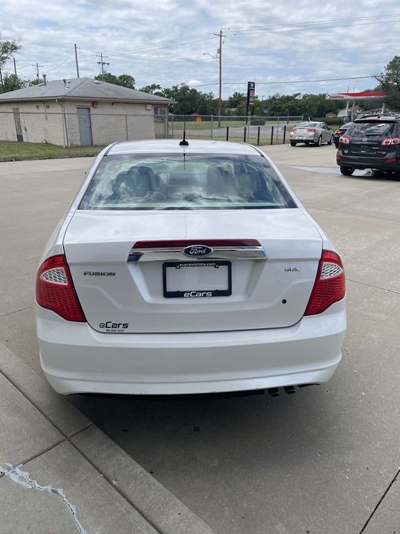 2011 Ford Fusion Image 5
