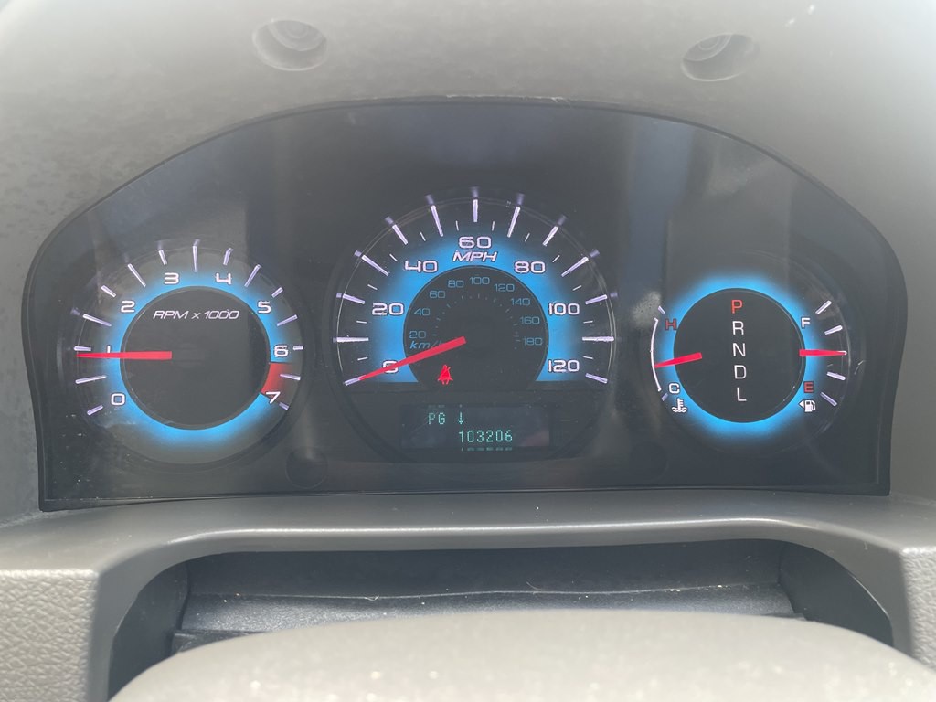 2011 Ford Fusion Image 11