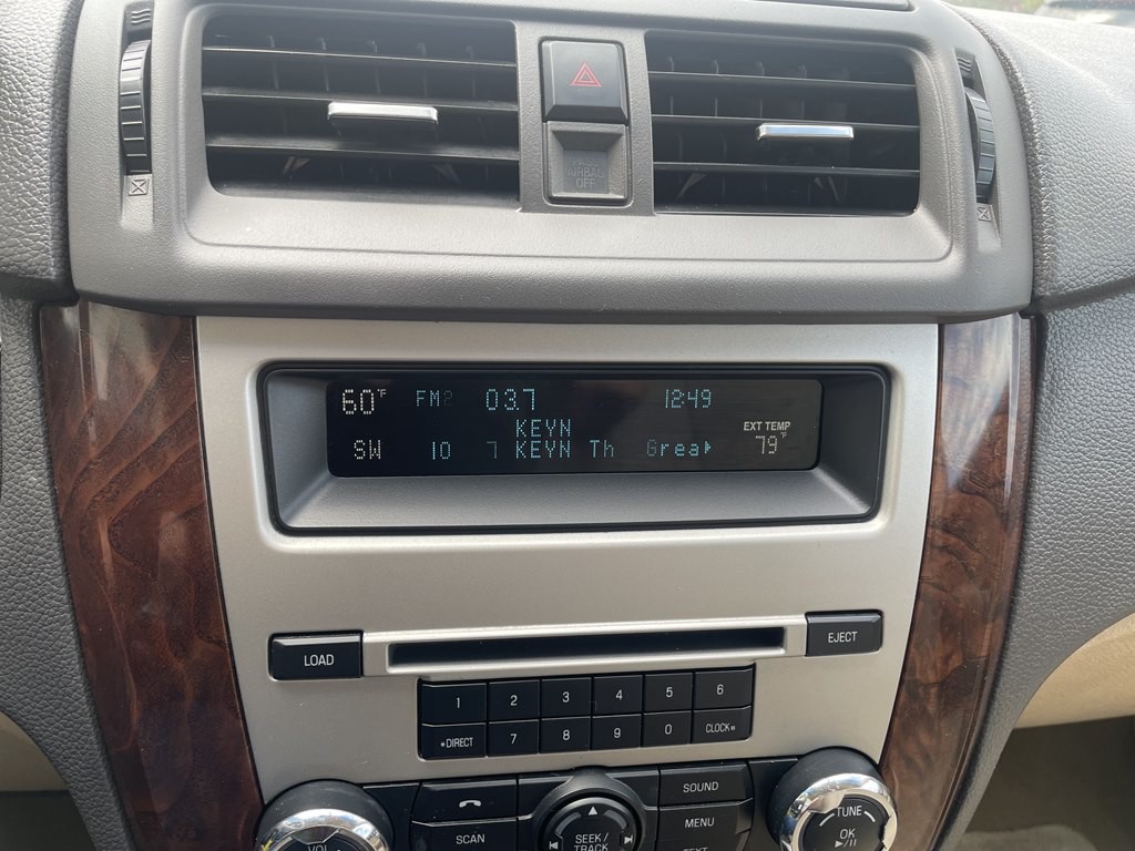 2011 Ford Fusion Image 13