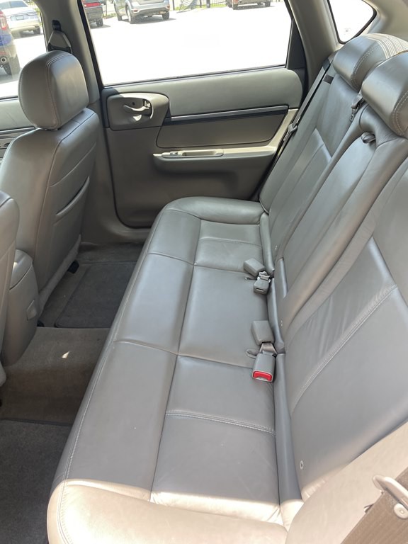 2004 Chevrolet Impala Image 22