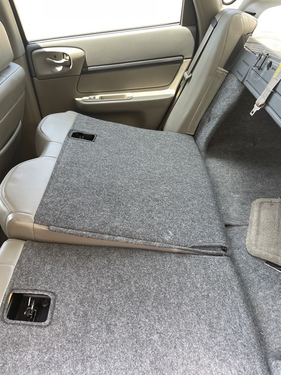 2004 Chevrolet Impala Image 26