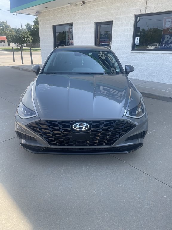 2021 Hyundai Sonata Image 3