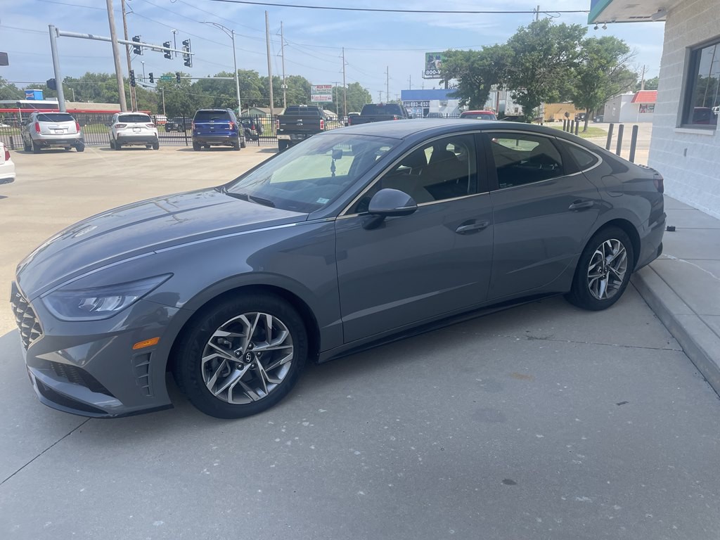 2021 Hyundai Sonata Image 4
