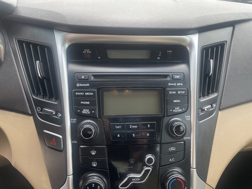 2013 Hyundai Sonata Image 11