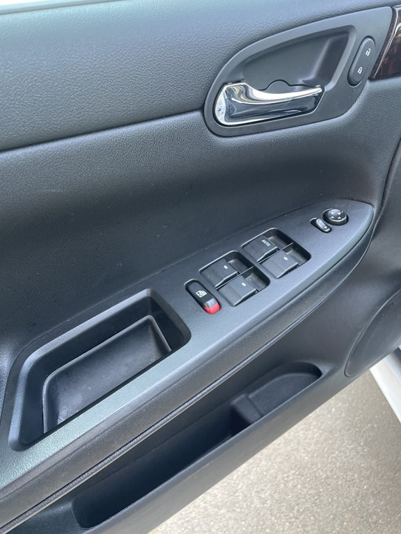 2014 Chevrolet Impala Image 6