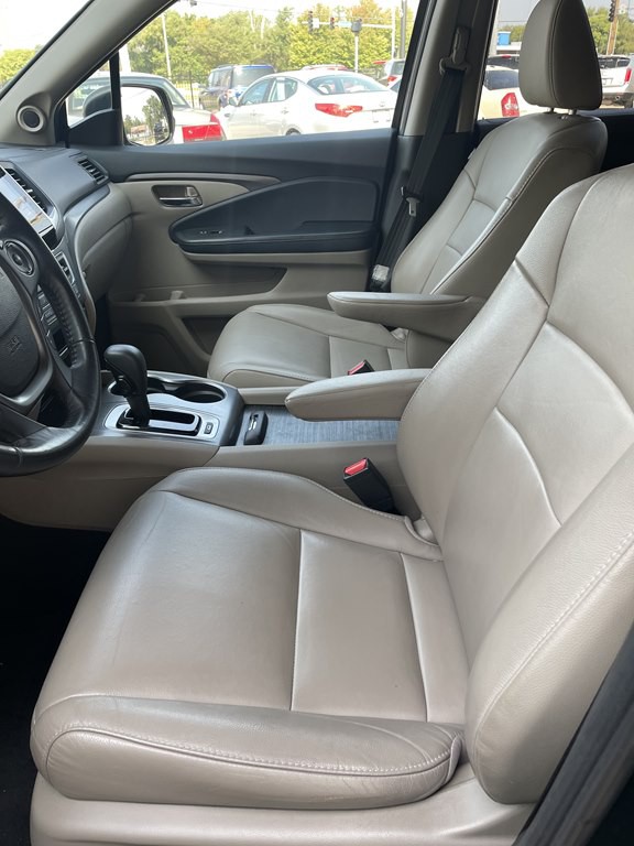 2018 Honda Pilot Image 9