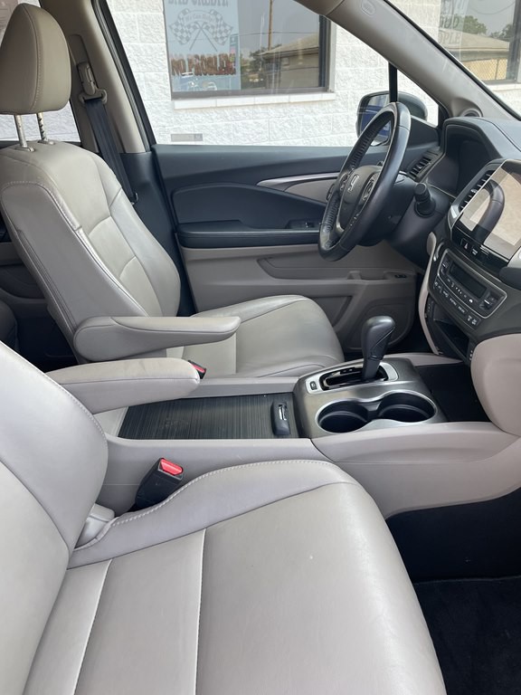 2018 Honda Pilot Image 19