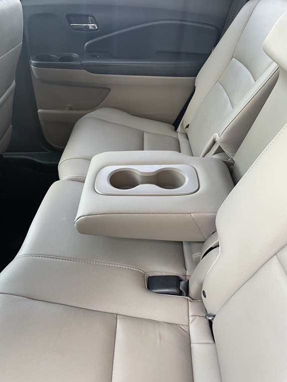 2018 Honda Pilot Image 24
