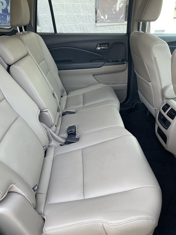 2018 Honda Pilot Image 26