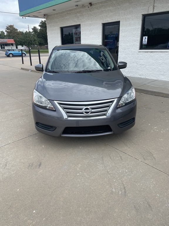 2015 Nissan Sentra Image 2