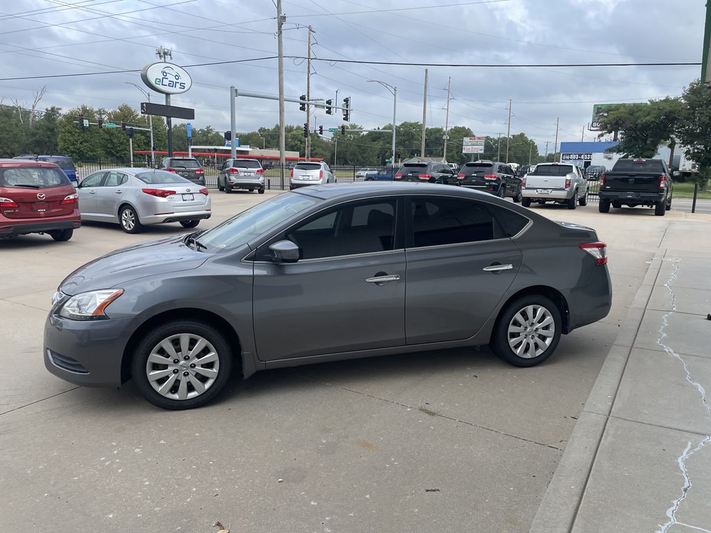 2015 Nissan Sentra Image 3