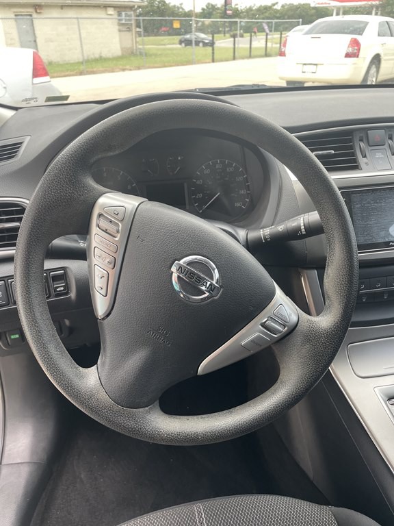 2015 Nissan Sentra Image 8