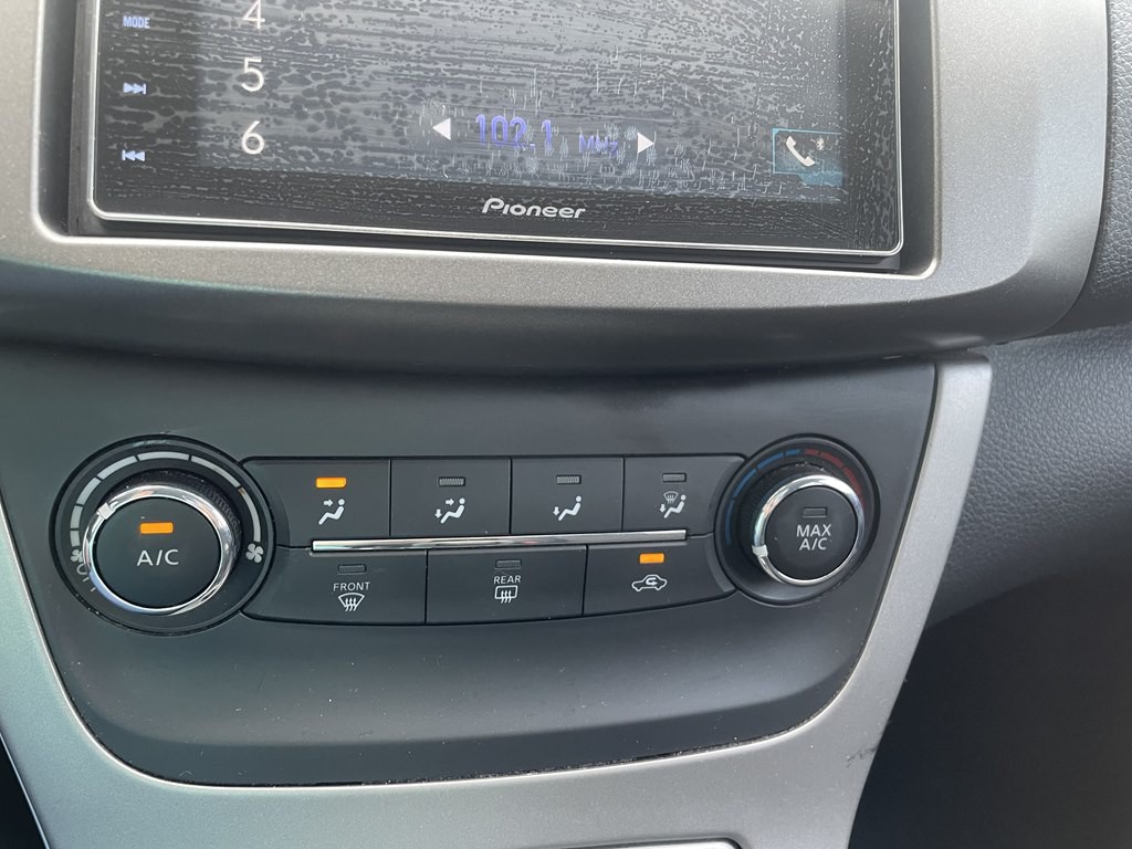 2015 Nissan Sentra Image 12