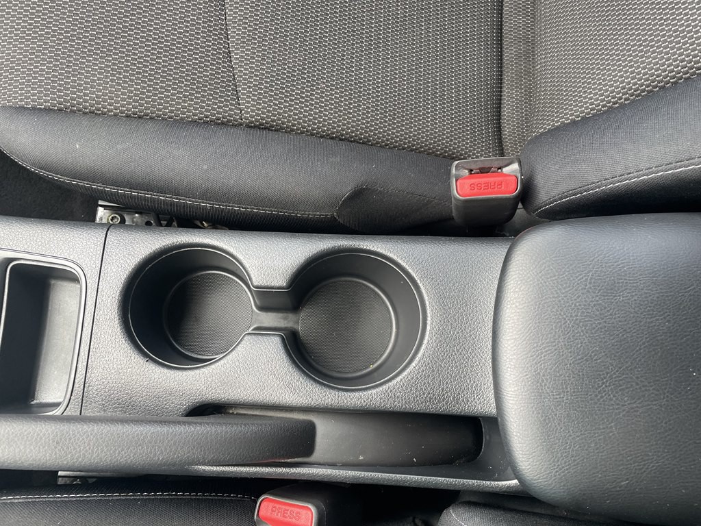 2015 Nissan Sentra Image 15