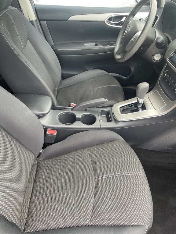 2015 Nissan Sentra Image 17