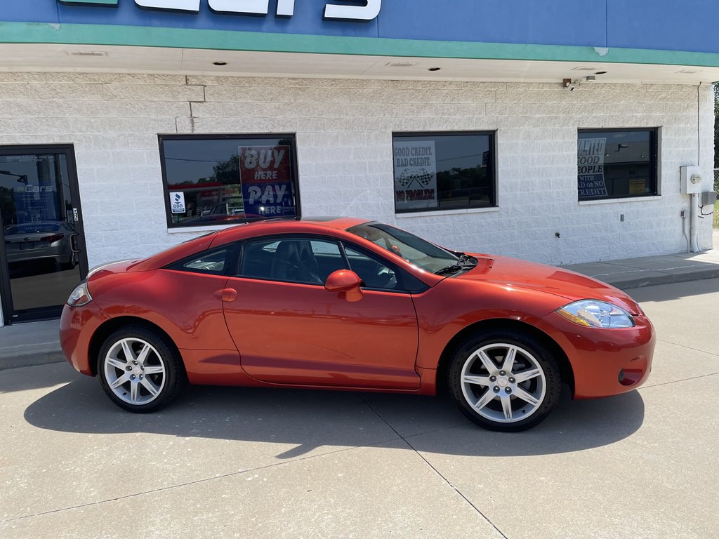 2007 Mitsubishi Eclipse Image 2