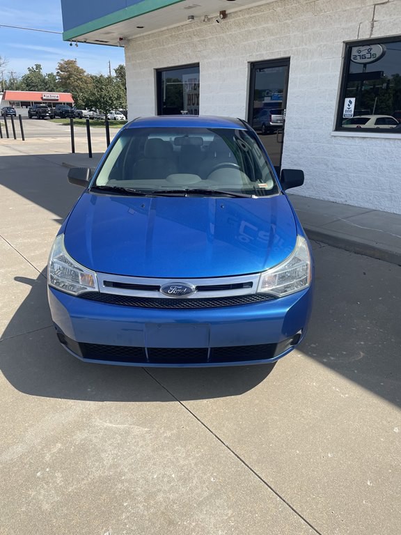 2010 Ford Focus Image 3