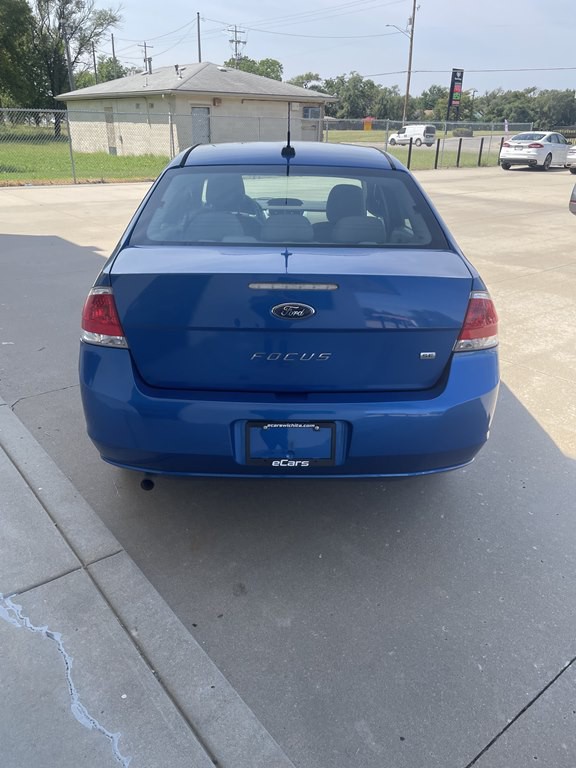 2010 Ford Focus Image 5