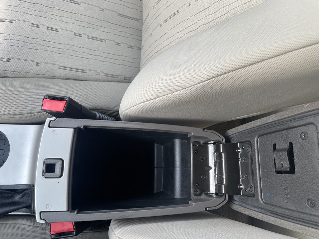 2010 Ford Focus Image 17