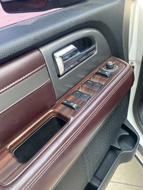 2016 Ford Expedition Image 5