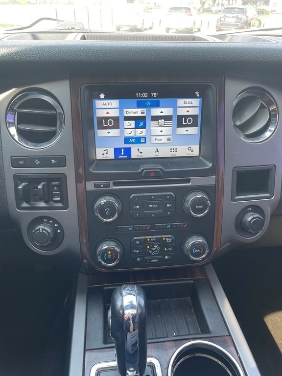 2016 Ford Expedition Image 11