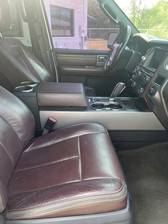 2016 Ford Expedition Image 19