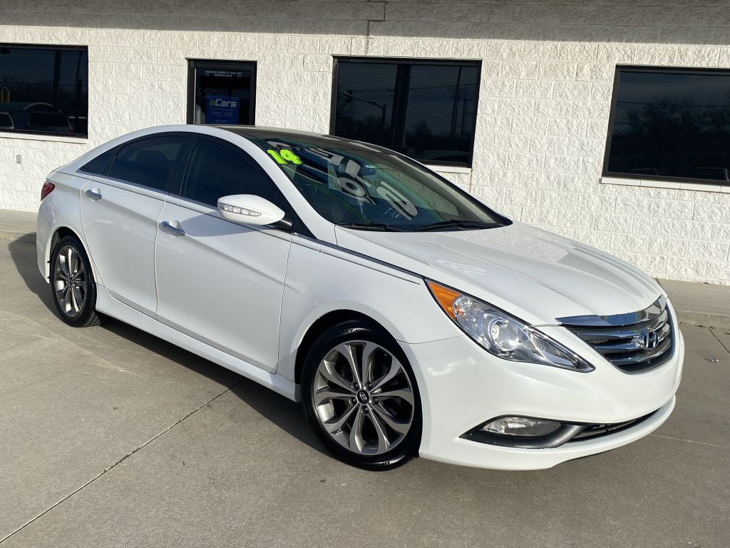 2014 Hyundai Sonata Image 2