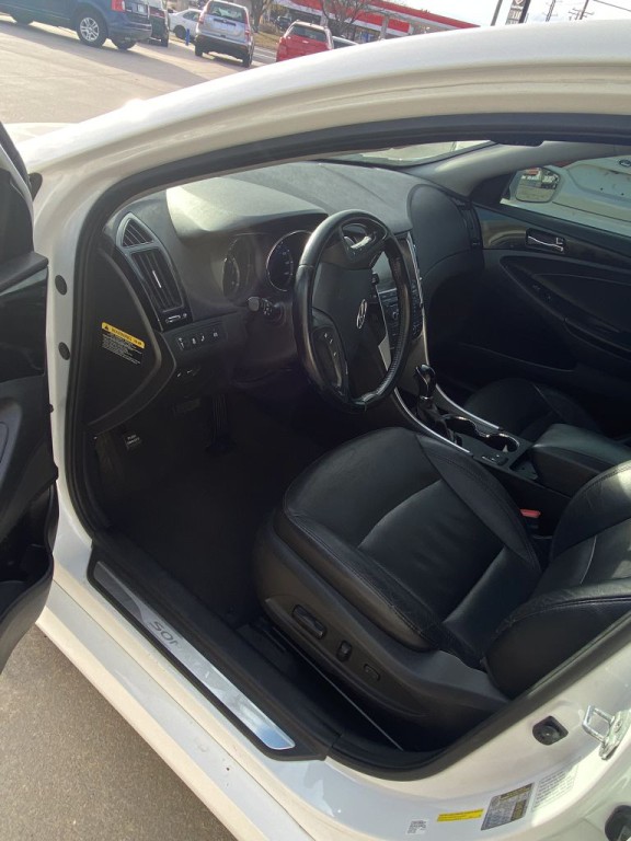 2014 Hyundai Sonata Image 12