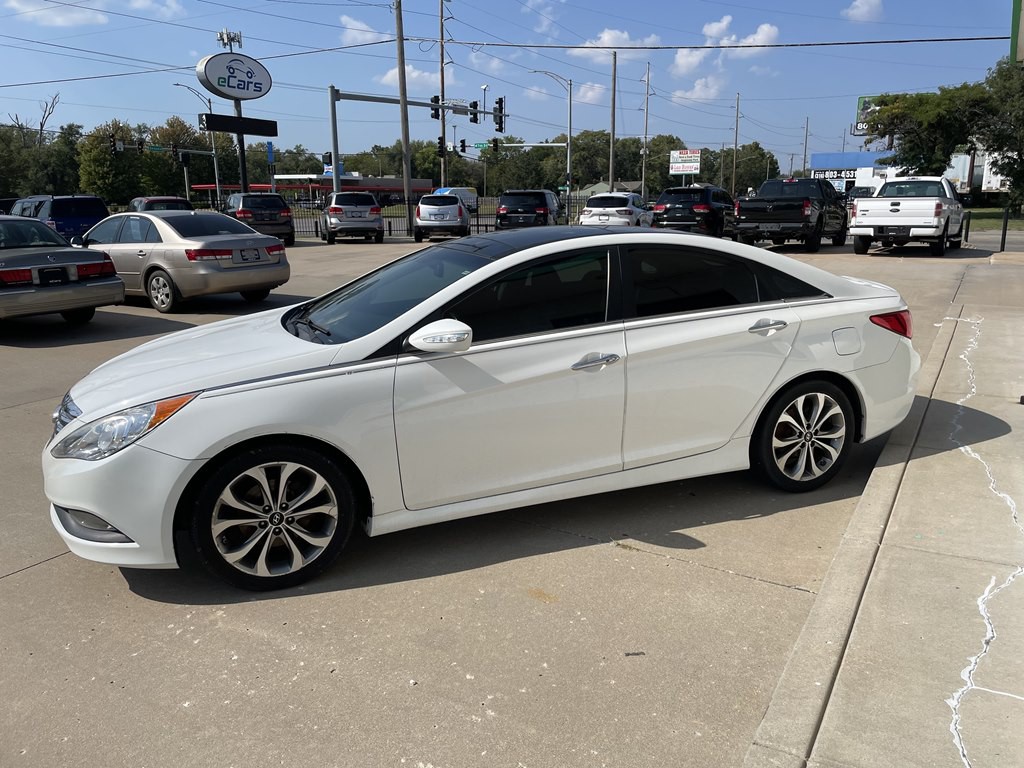 2014 Hyundai Sonata Image 4
