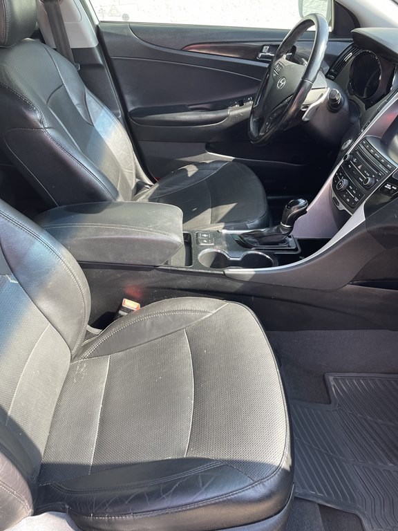 2014 Hyundai Sonata Image 18