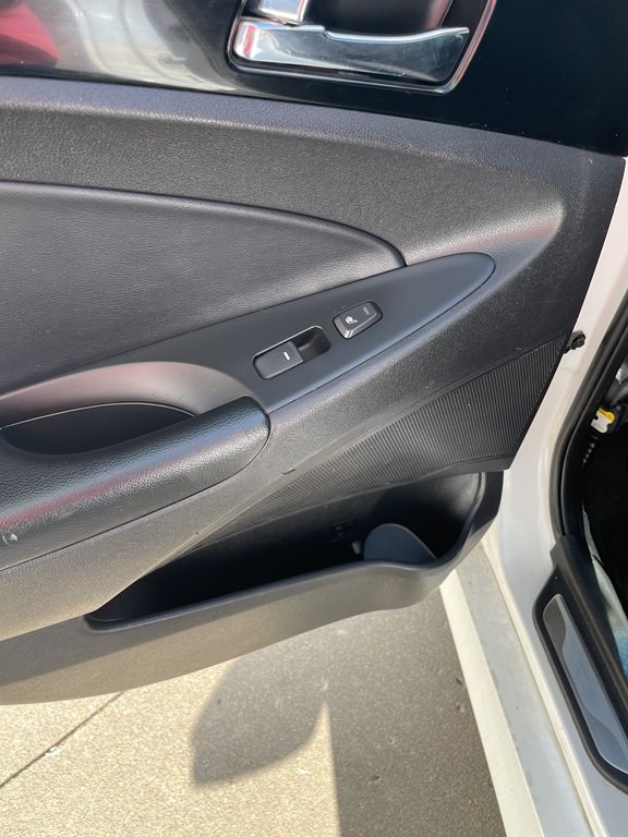 2014 Hyundai Sonata Image 21